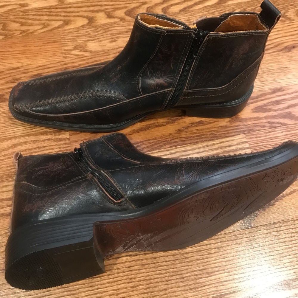 Lamasini Collection Boots.